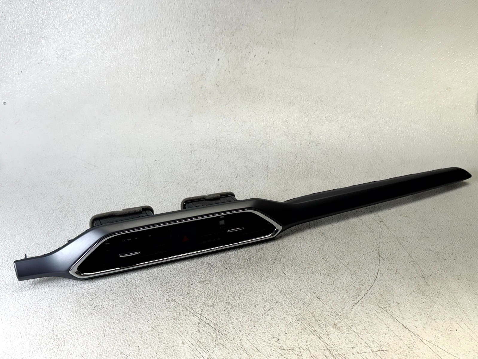 16-23 MAZDA CX-9 CX9 DASH DASHBOARD CENTER AIR INLET VENT GRILLE TRIM PANEL