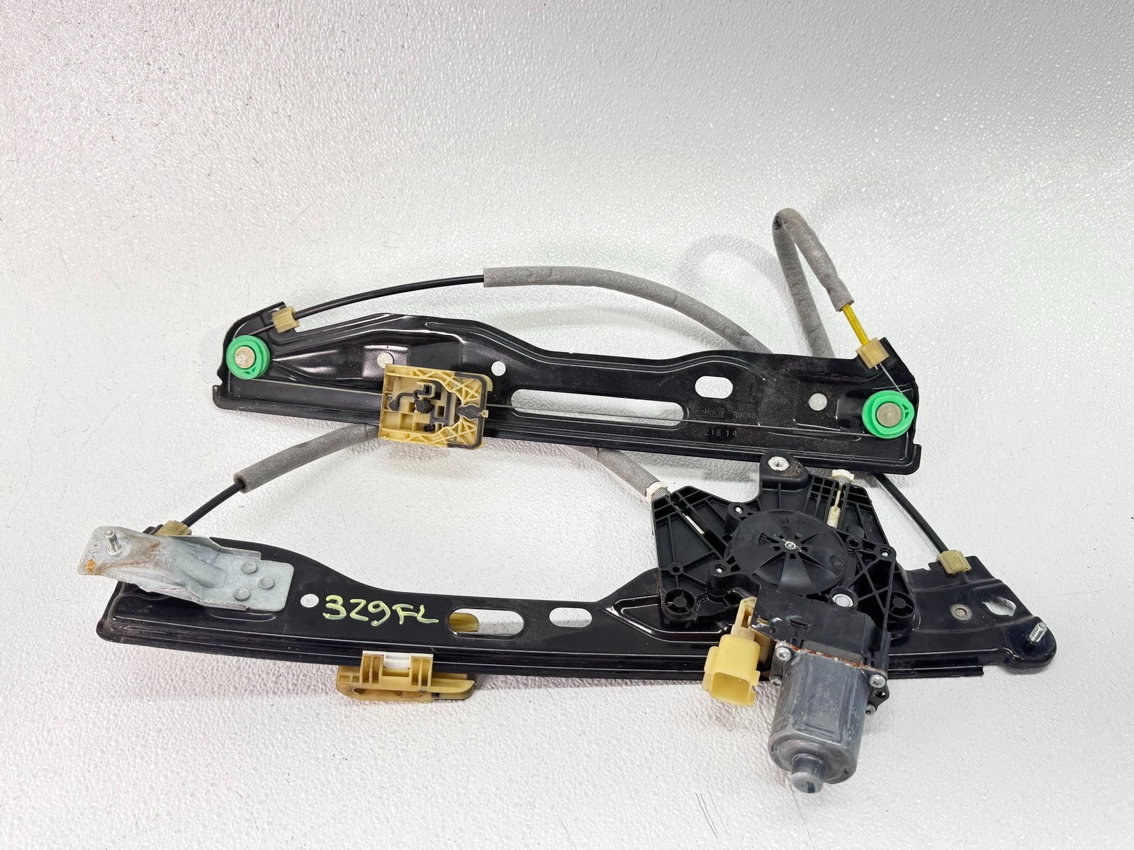 13-16 LINCOLN MKZ FRONT LEFT LH SIDE DOOR WINDOW POWER REGULATOR W / MOTOR