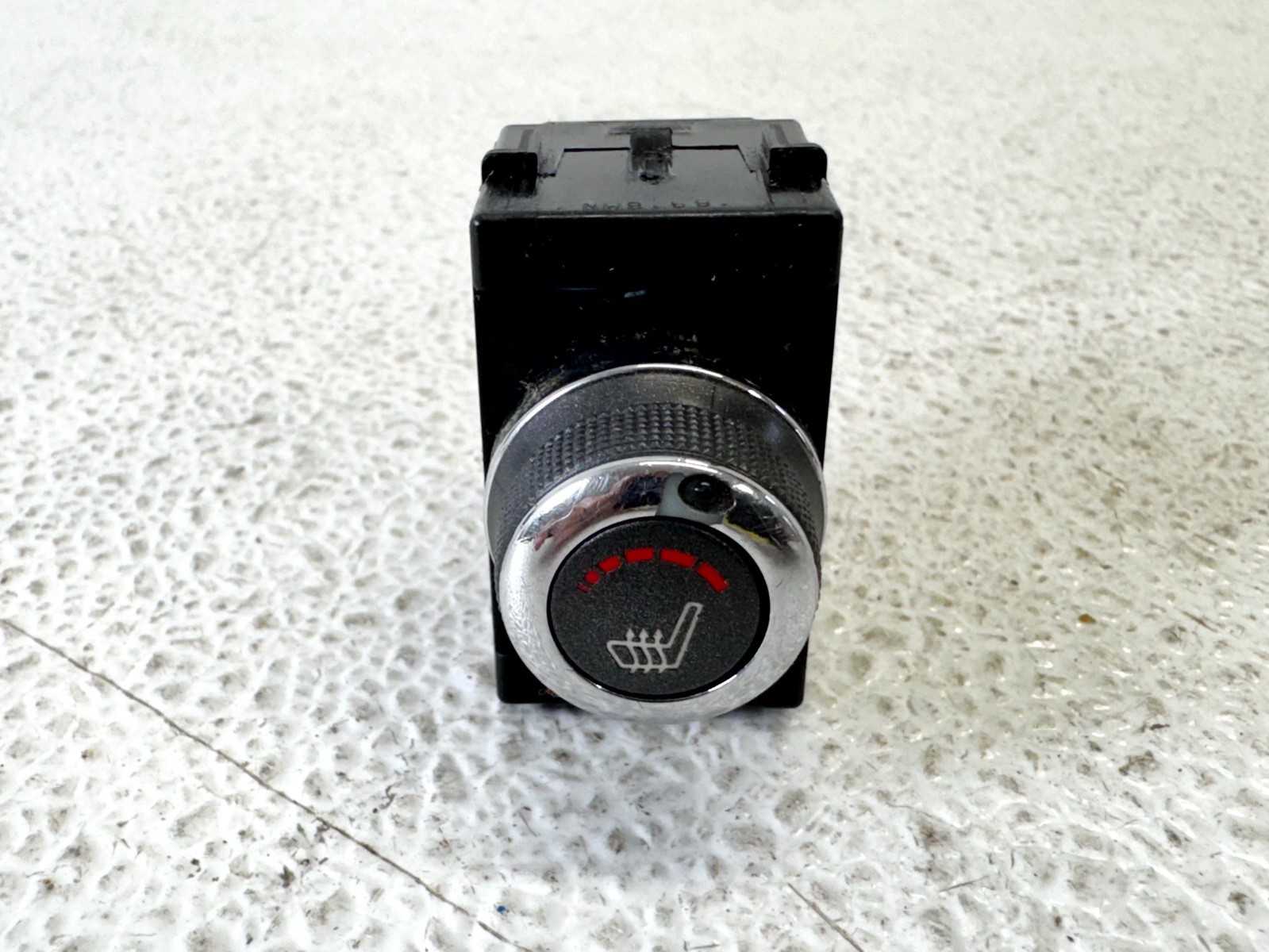 13-20 INFINITI QX60 JX35 DASH RIGHT PASS SIDE SEAT HEAT CONTROL SWITCH