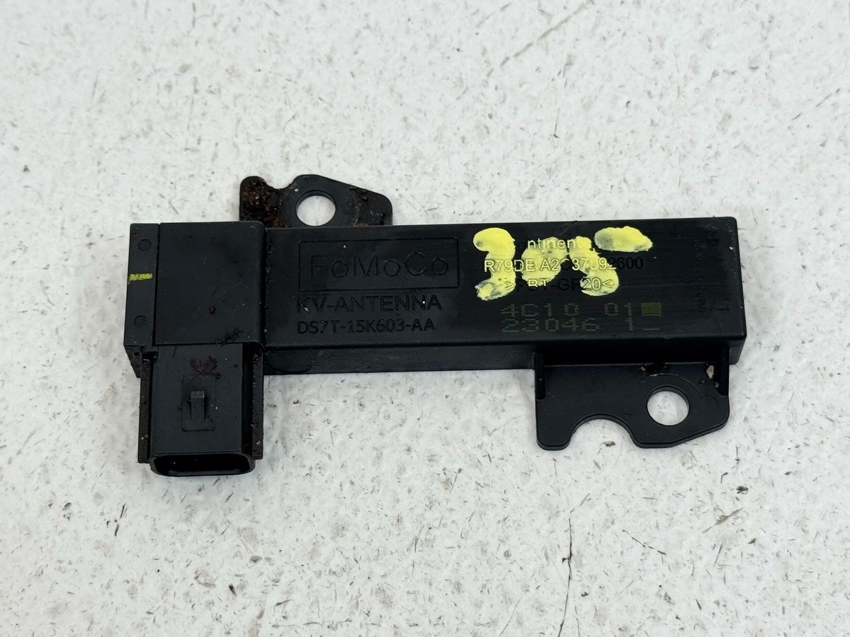 13-16 LINCOLN MKZ ANTI THEFT KEYLESS ENTRY ANTENNA RECIEVER MODULE