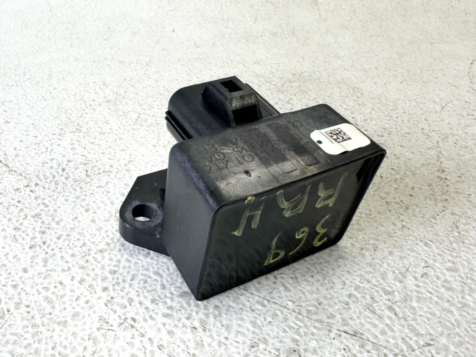 13-19 FORD ESCAPE 1.6L FUEL PUMP COMPUTER CONTROL MODULE