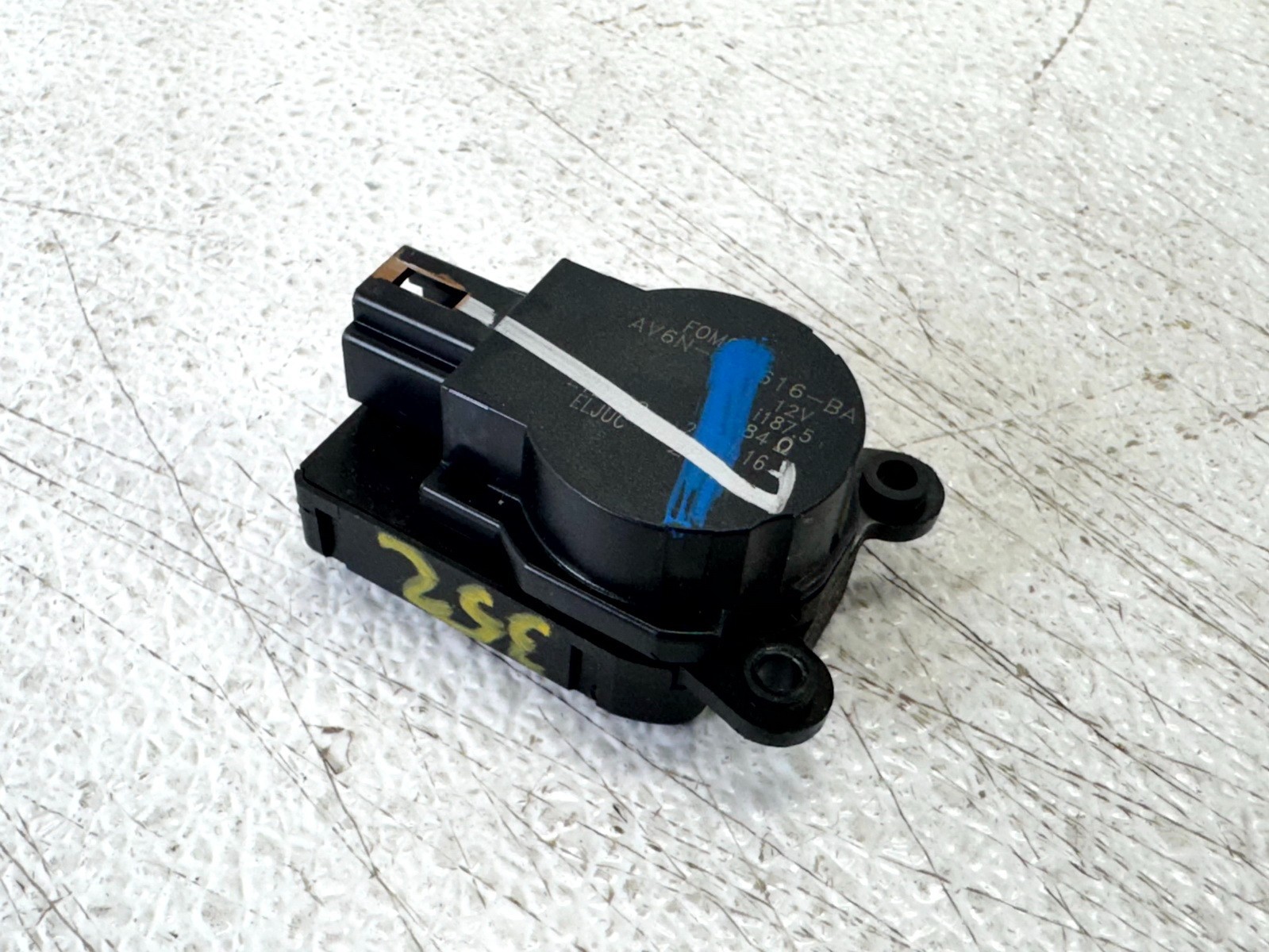 17-19 FORD ESCAPE A / C HVAC AIR HEATER FLAP DOOR SERVO MOTOR ACTUATOR