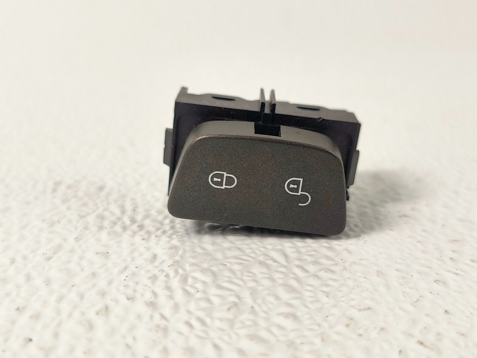 12-19 RANGE ROVER EVOQUE REAR LEFT LH DRIVER DOOR LOCK SWITCH BUTTON UNIT