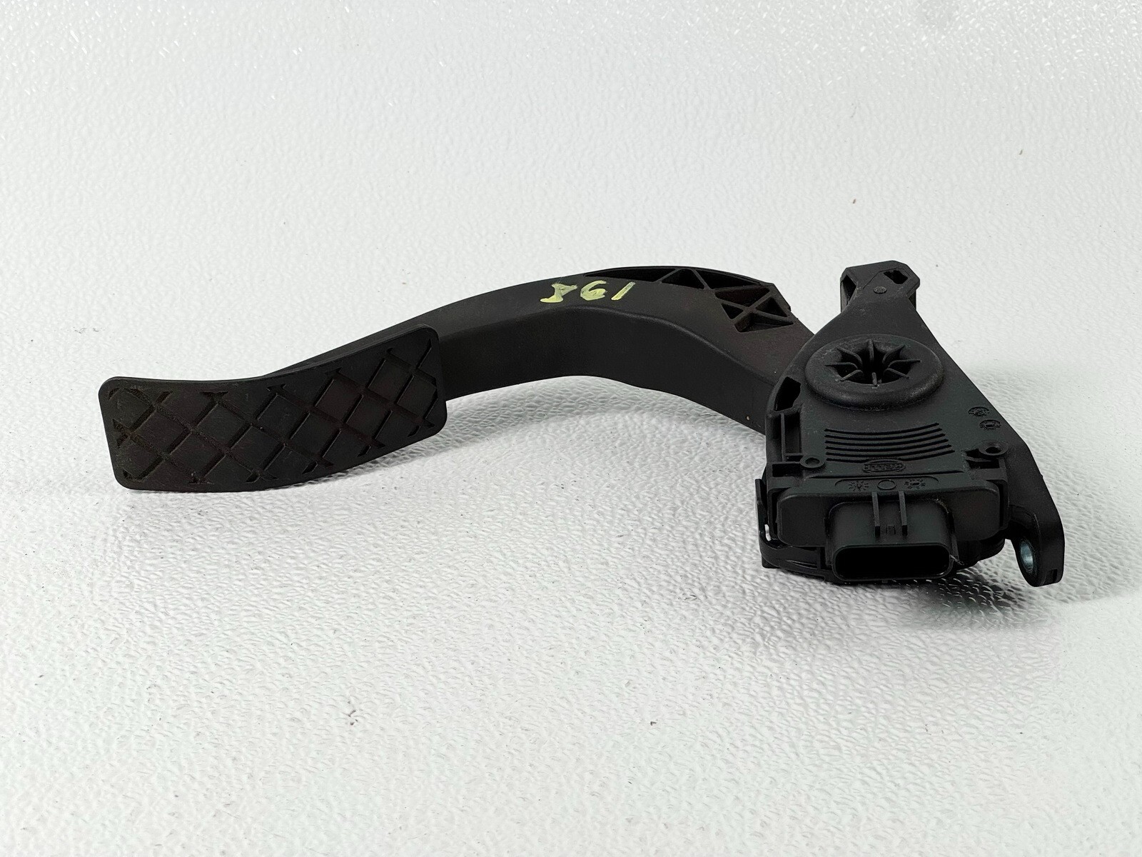 11-17 AUDI A5 A4 A6 A7 ACCELERATOR GAS THROTTLE PEDAL SENSOR ASSEMBLY