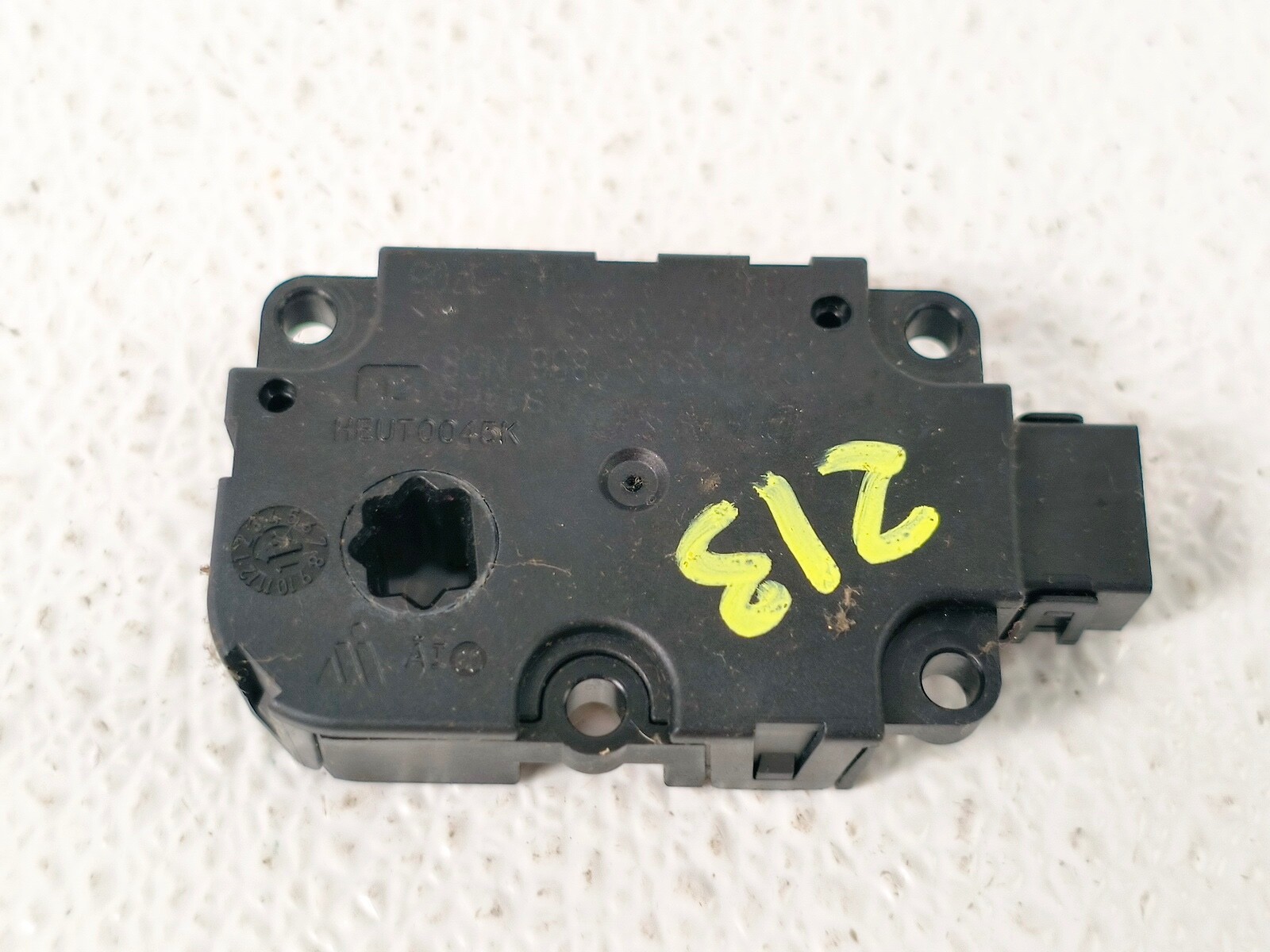 12-17 AUDI A6 HVAC A/C HEATER AIR VENT FLAP DOOR ACTUATOR MOTOR