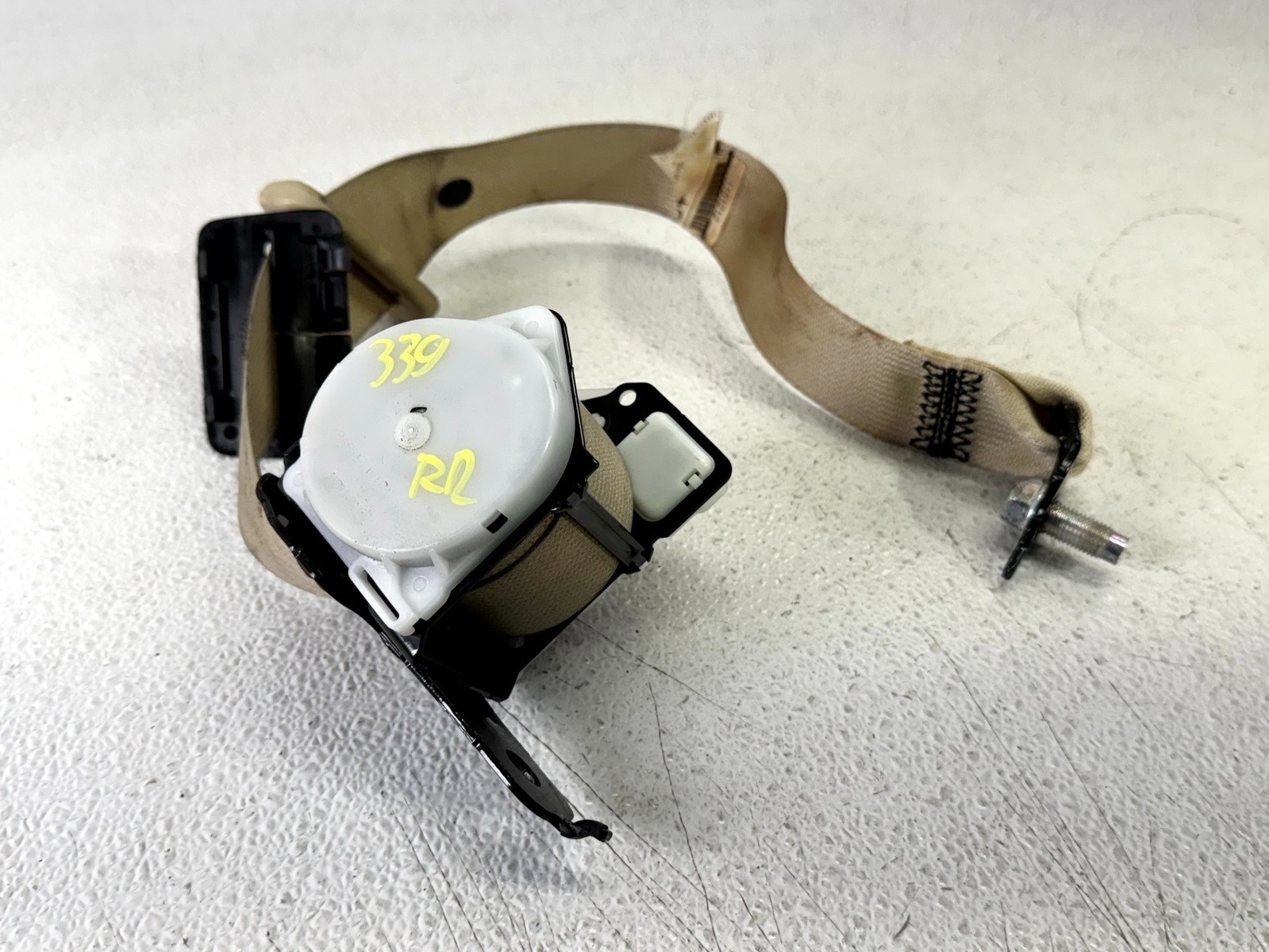17-24 INFINITI Q50 REAR RIGHT RH PASS SIDE SEAT BELT RETRACTOR ASSEMBLY