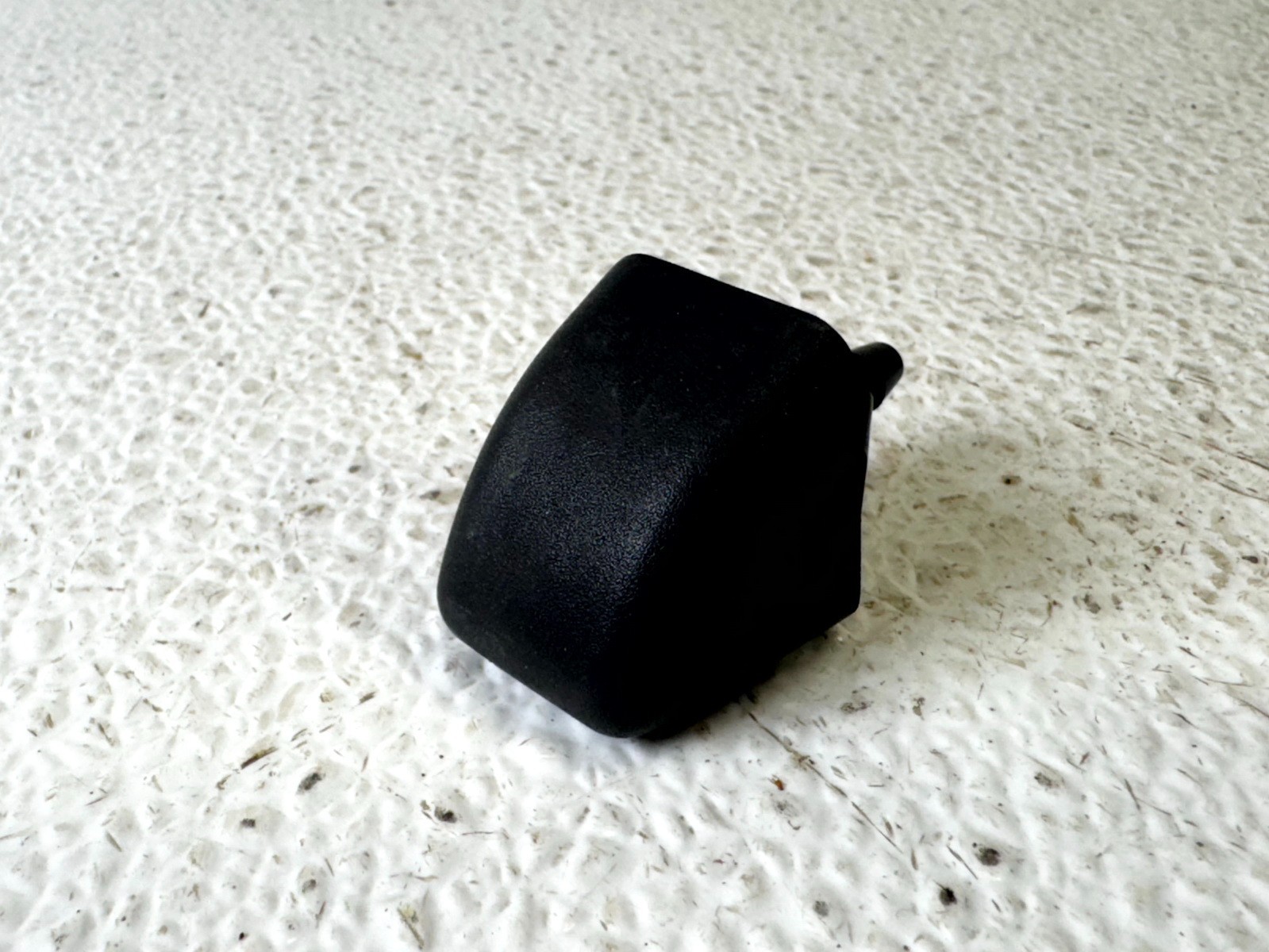 14-26 RAM PROMASTER WINDSHIELD WASHER NOZZLE
