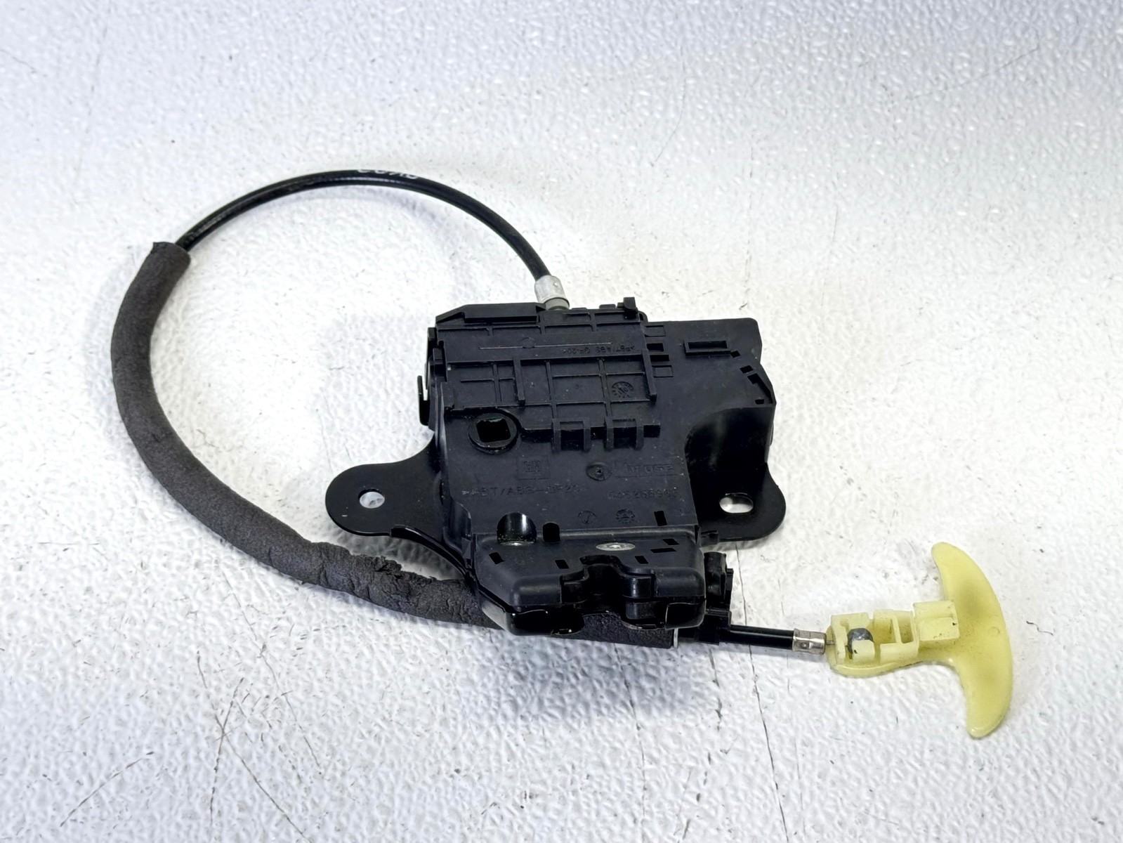 11-16 CHEVROLET CRUZE REAR TRUNK TAILGATE LIFTGATE LATCH LOCK ACTUATOR