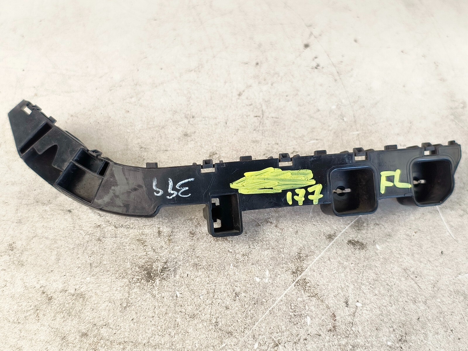 13-20 INFINITI JX35 QX60 FRONT LEFT LH SIDE BUMPER BRACKET SUPPORT MOUNT