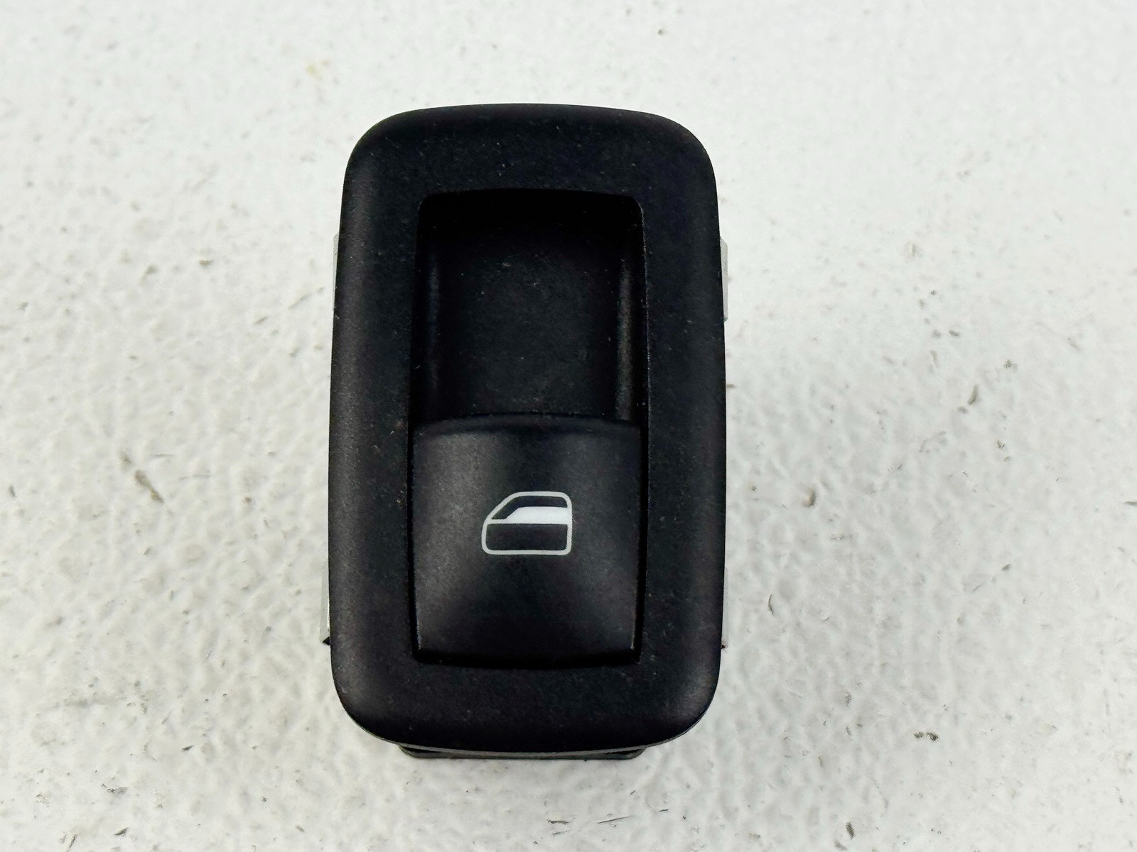 11-16 DODGE JOURNEY RAM 1500 REAR RIGHT RH PASS SIDE DOOR WINDOW SWITCH