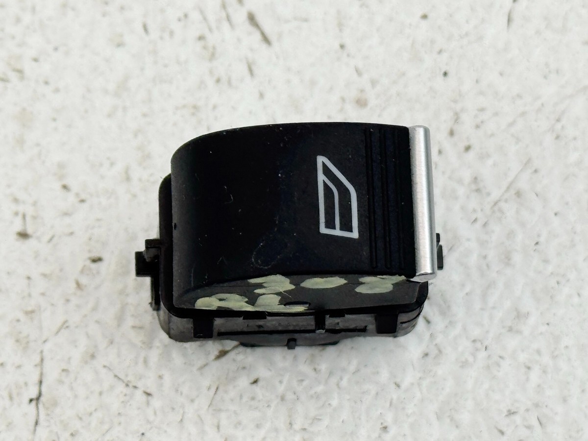 17-19 FORD ESCAPE REAR LEFT LH DRIVER SIDE WINDOW CONTROL SWITCH BUTTON