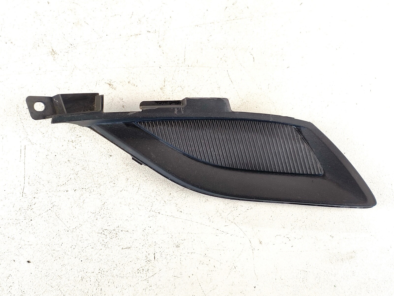 16-23 MAZDA CX-9 CX9 FRONT RIGHT SIDE FOG LAMP LIGHT SUPPORT FILLER PANEL