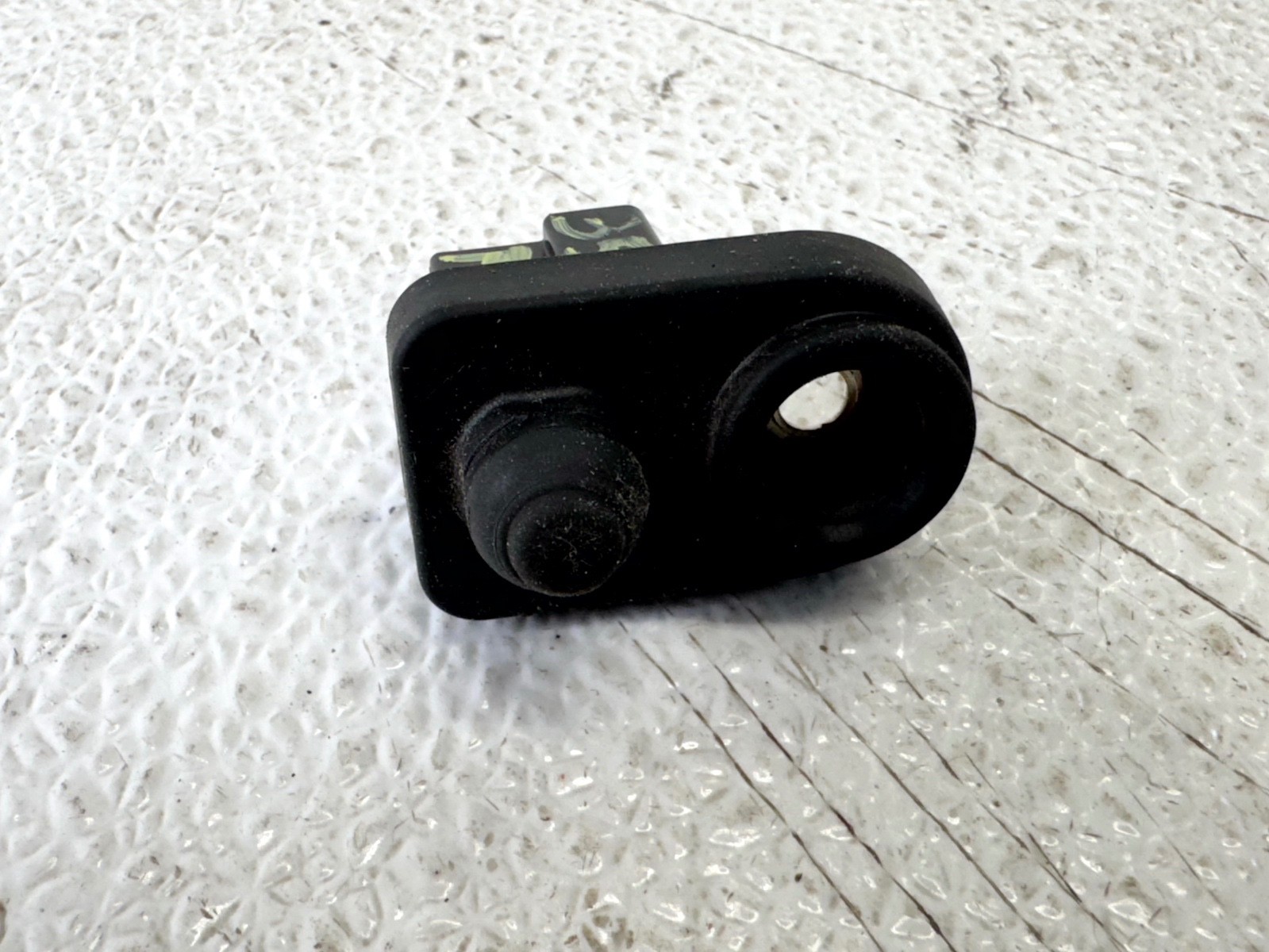 12-24 INFINITI QX56 QX80 FRONT LEFT DRIVER SIDE DOOR JAMB AJAR SENSOR SWITCH