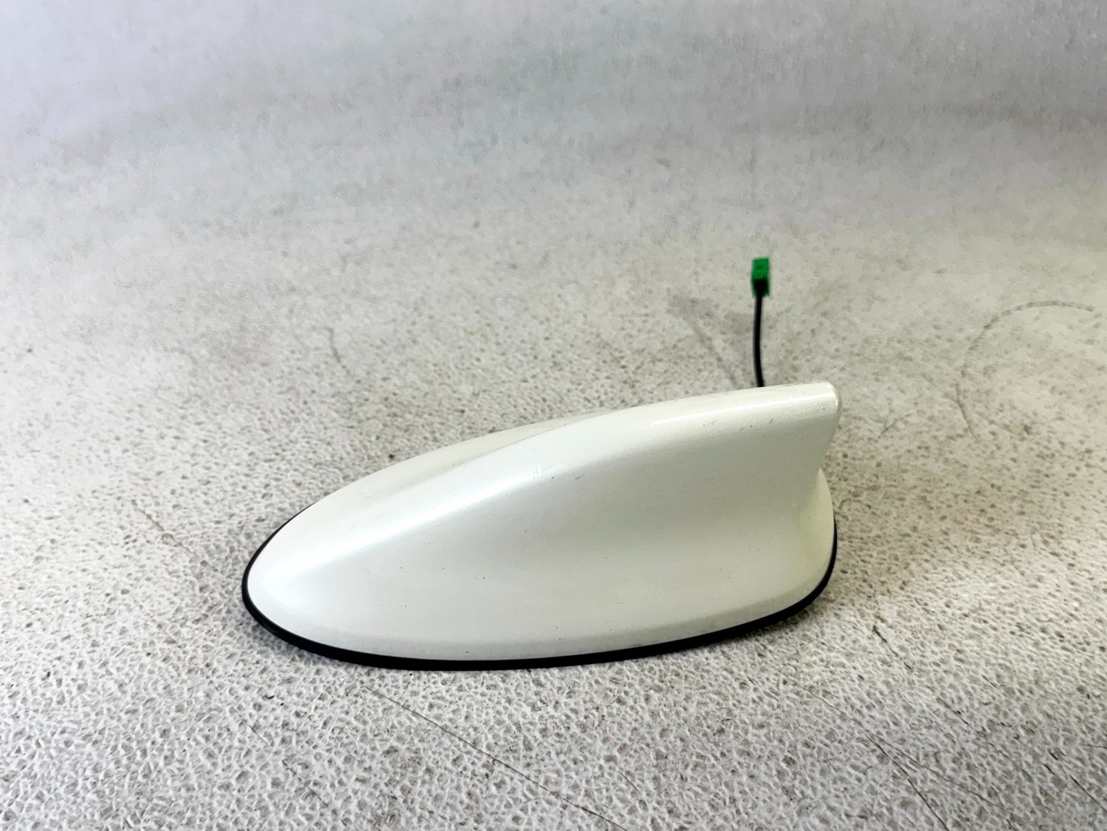 16-20 INFINITI QX60 EXTERIOR ROOF AM FM SHARK FIN ANTENNA RECIEVER MODULE