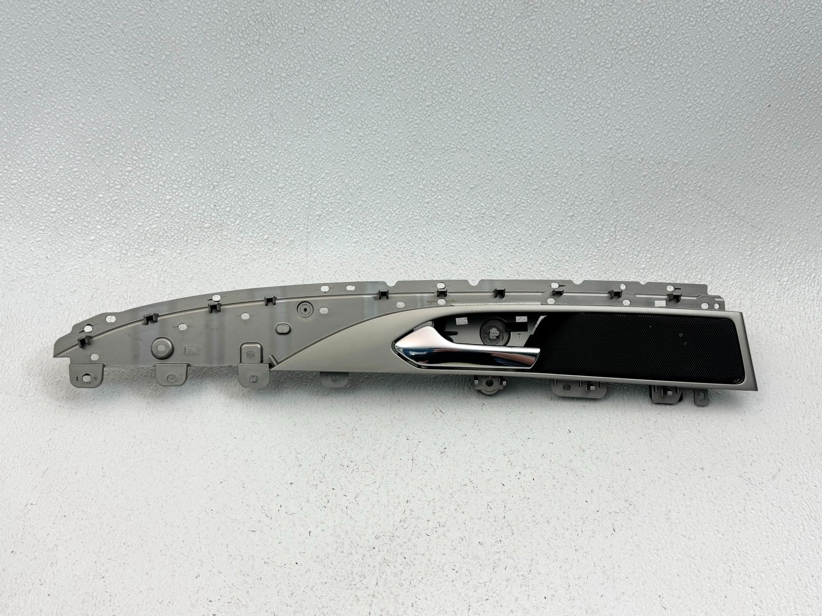13-16 LINCOLN MKZ REAR LEFT LH DRIVER SIDE INTERIOR DOOR HANDLE TRIM BEZEL