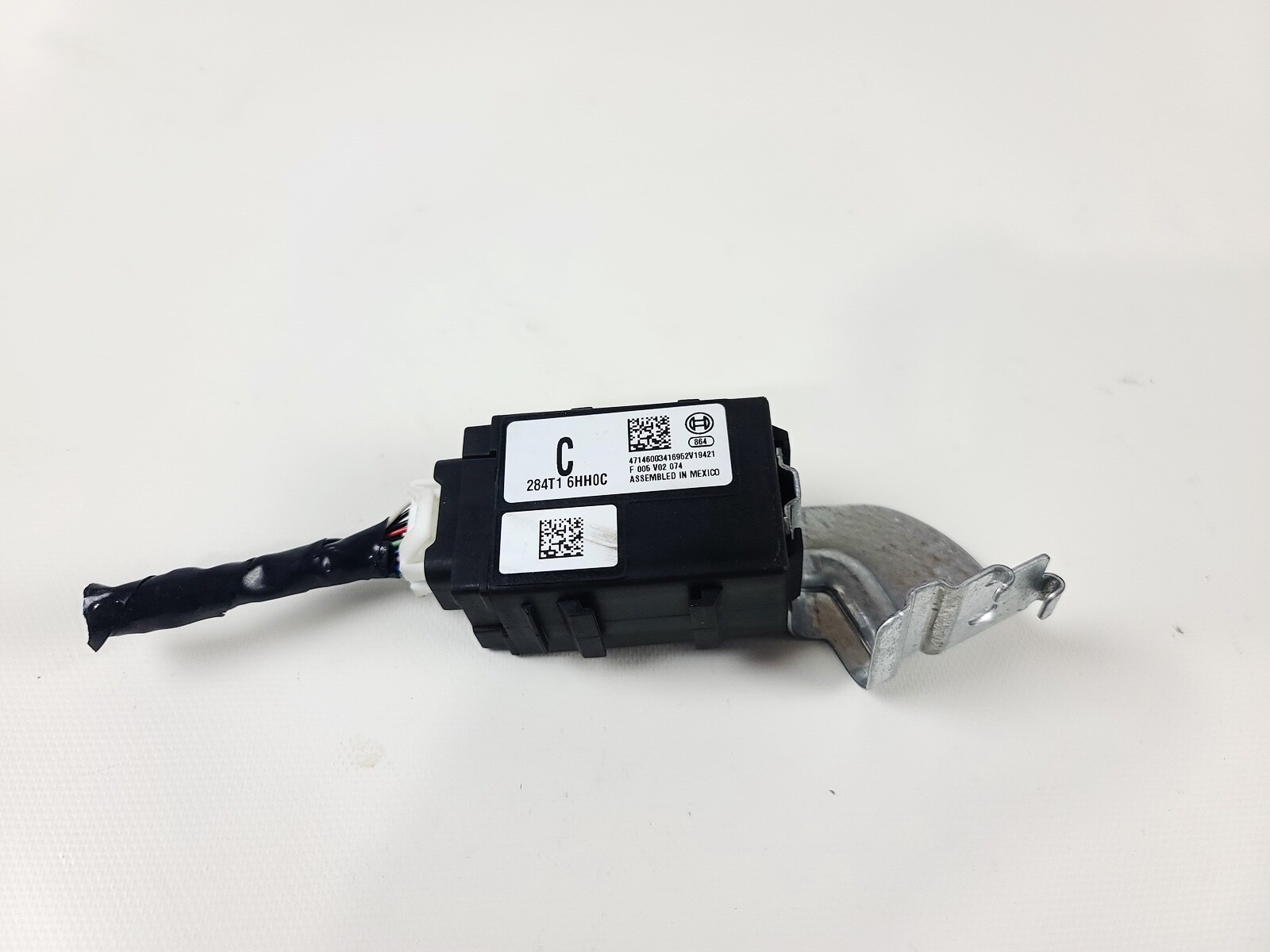 18-20 INFINITI Q50 Q60 UNDER DASH ANTI THEFT CAN GATEWAY CONTROL MODULE UNIT
