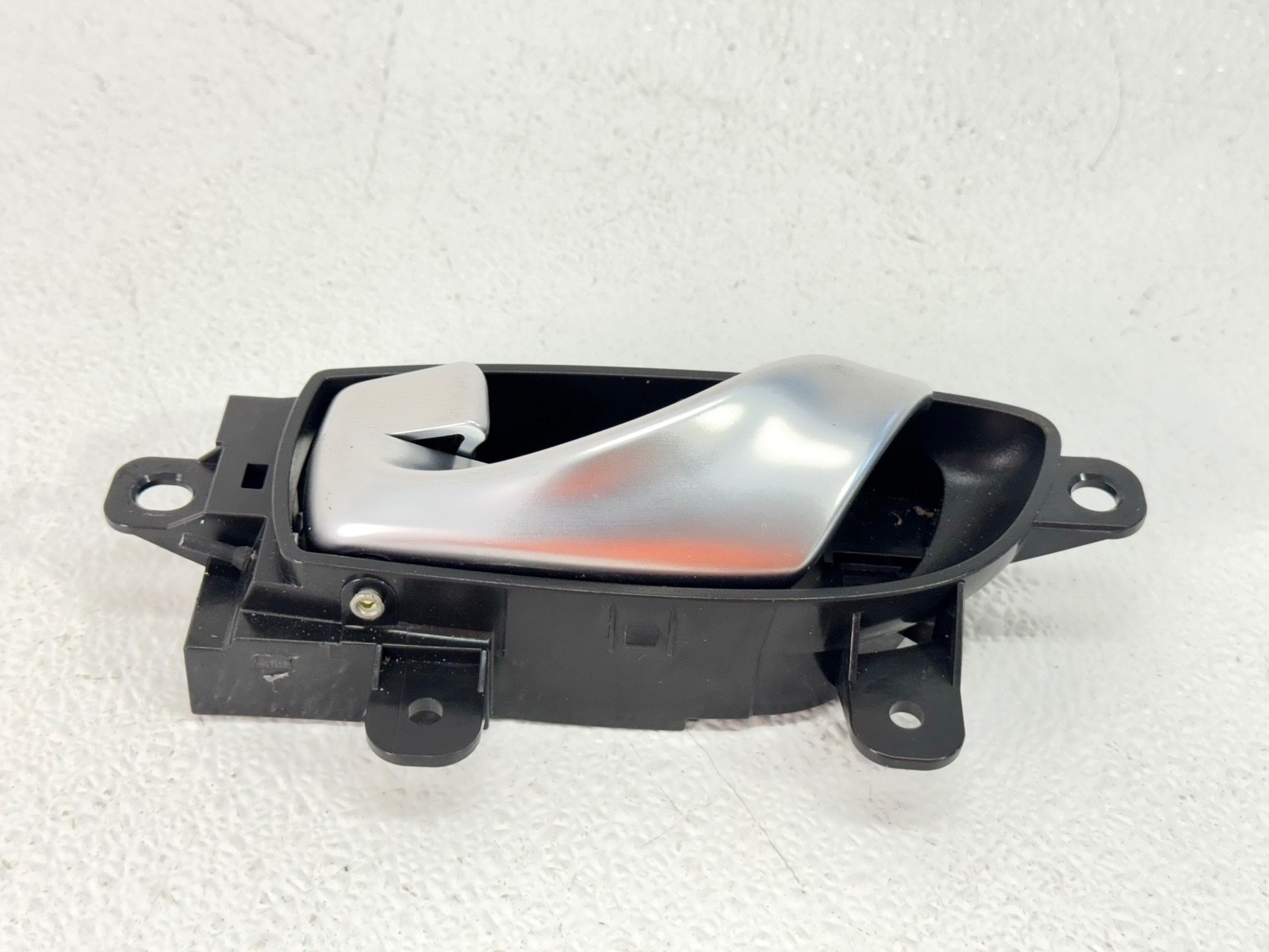 14-23 INFINITI Q50 FRONT LEFT DRIVER SIDE INTERIOR DOOR HANDLE BEZEL TRIM