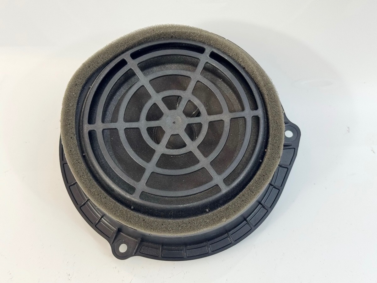12-18 AUDI A6 FRONT LEFT OR RIGHT SIDE DOOR PANEL AUDIO SPEAKER TWEETER