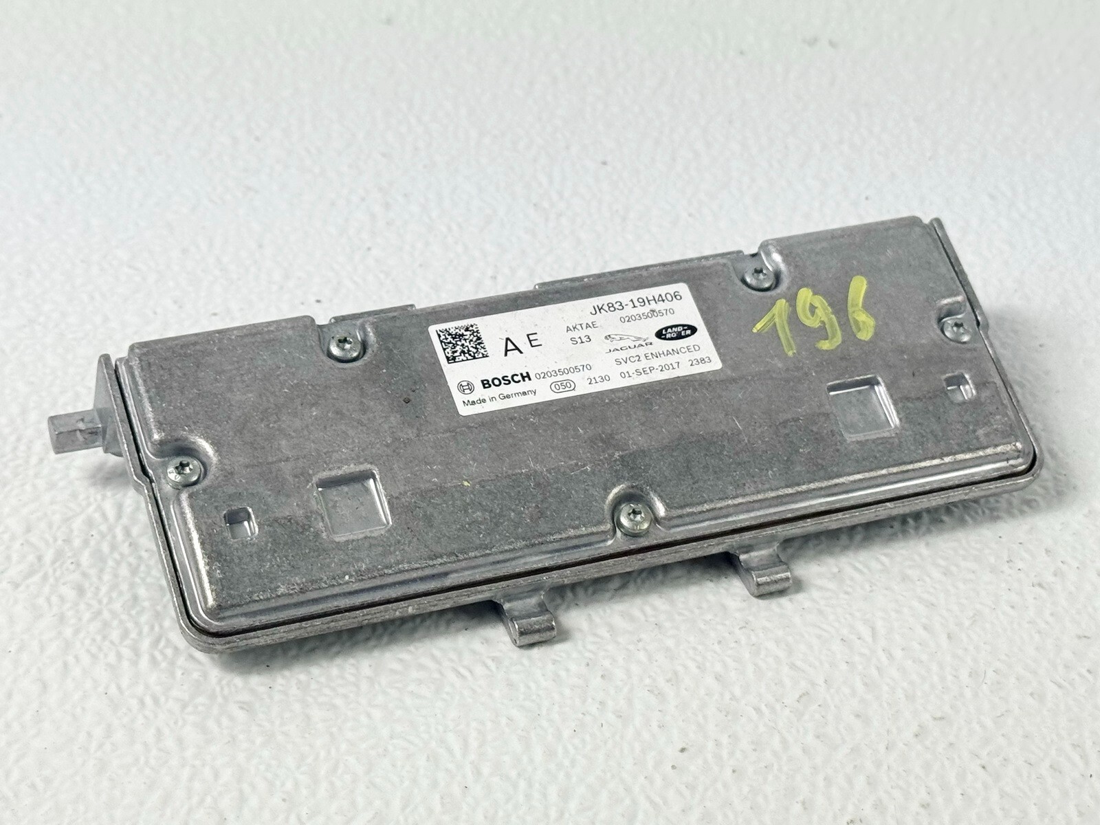 17-23 JAGUAR F-PACE XE WINDSHIELD MOUNTED LANE ASSIST CAMERA CONTROL MODULE