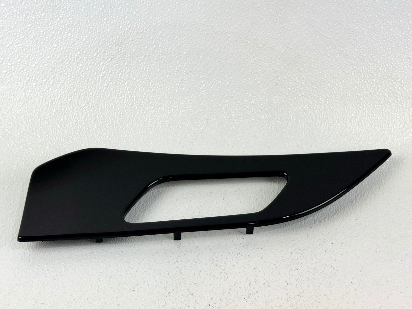 17-20 JAGUAR F-PACE FRONT RIGHT SIDE DOOR TRIM MOLDING COVER PANEL BEZEL