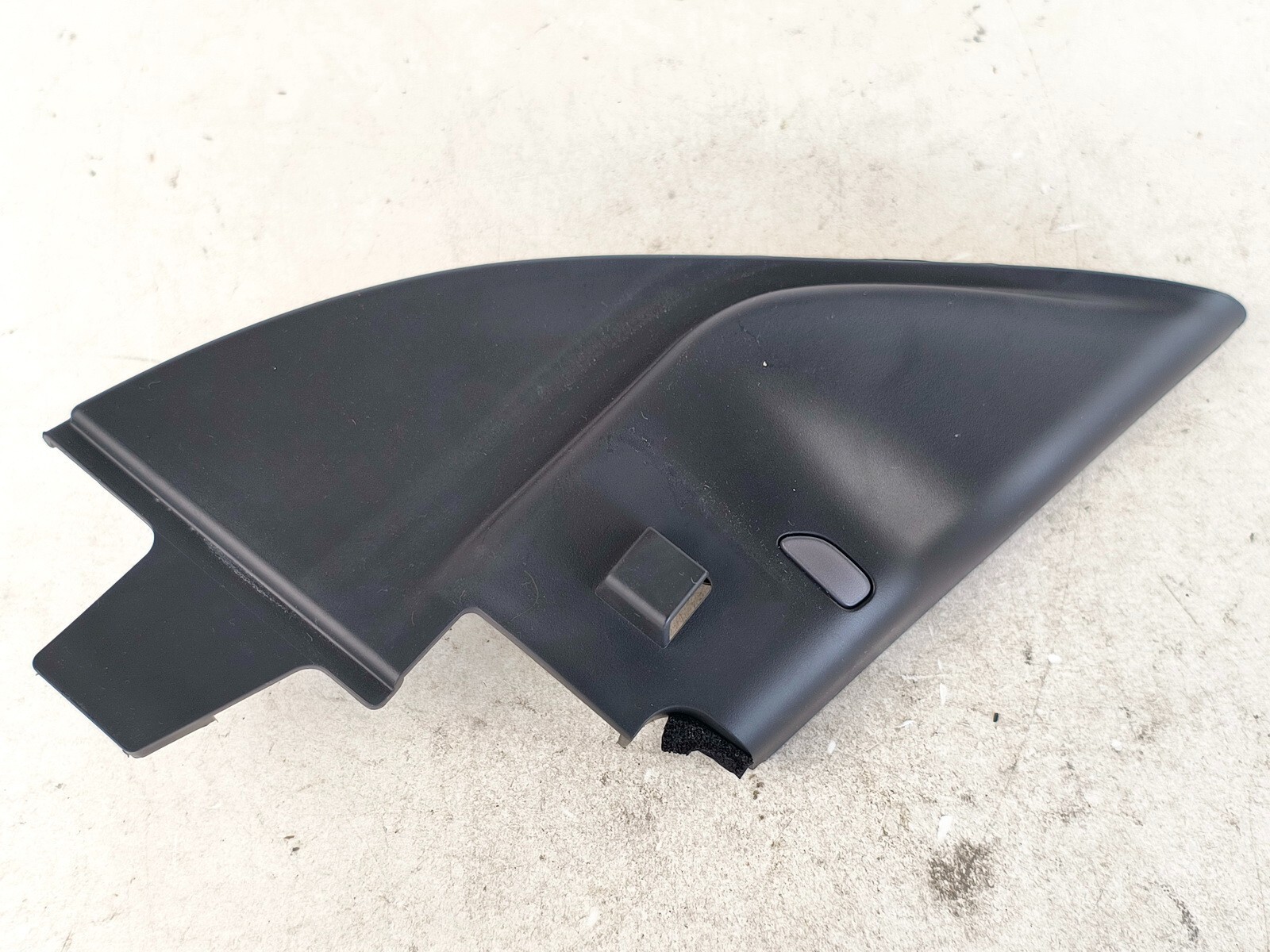 13-20 INFINITI JX35 QX60 FRONT RIGHT RH PASS DOOR CORNER MOLDING COVER TRIM