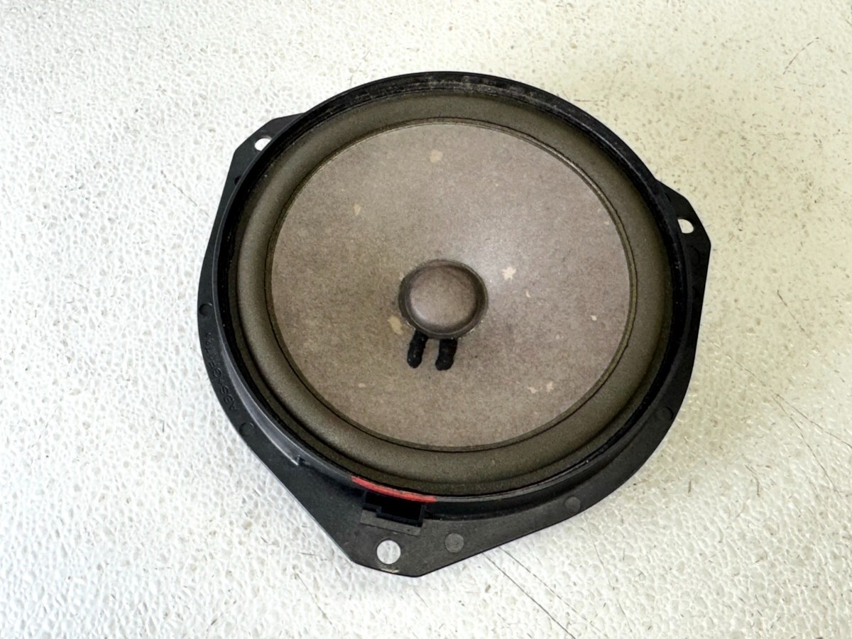 14-24 RAM PROMASTER 1500 2500 3500 FRONT RIGHT OR LEFT SIDE DOOR SPEAKER