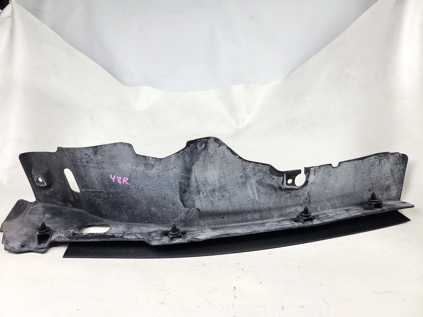 13-20 INFINITI JX35 QX60 FRONT RIGHT RH SIDE FENDER PANEL SEAL COVER TRIM
