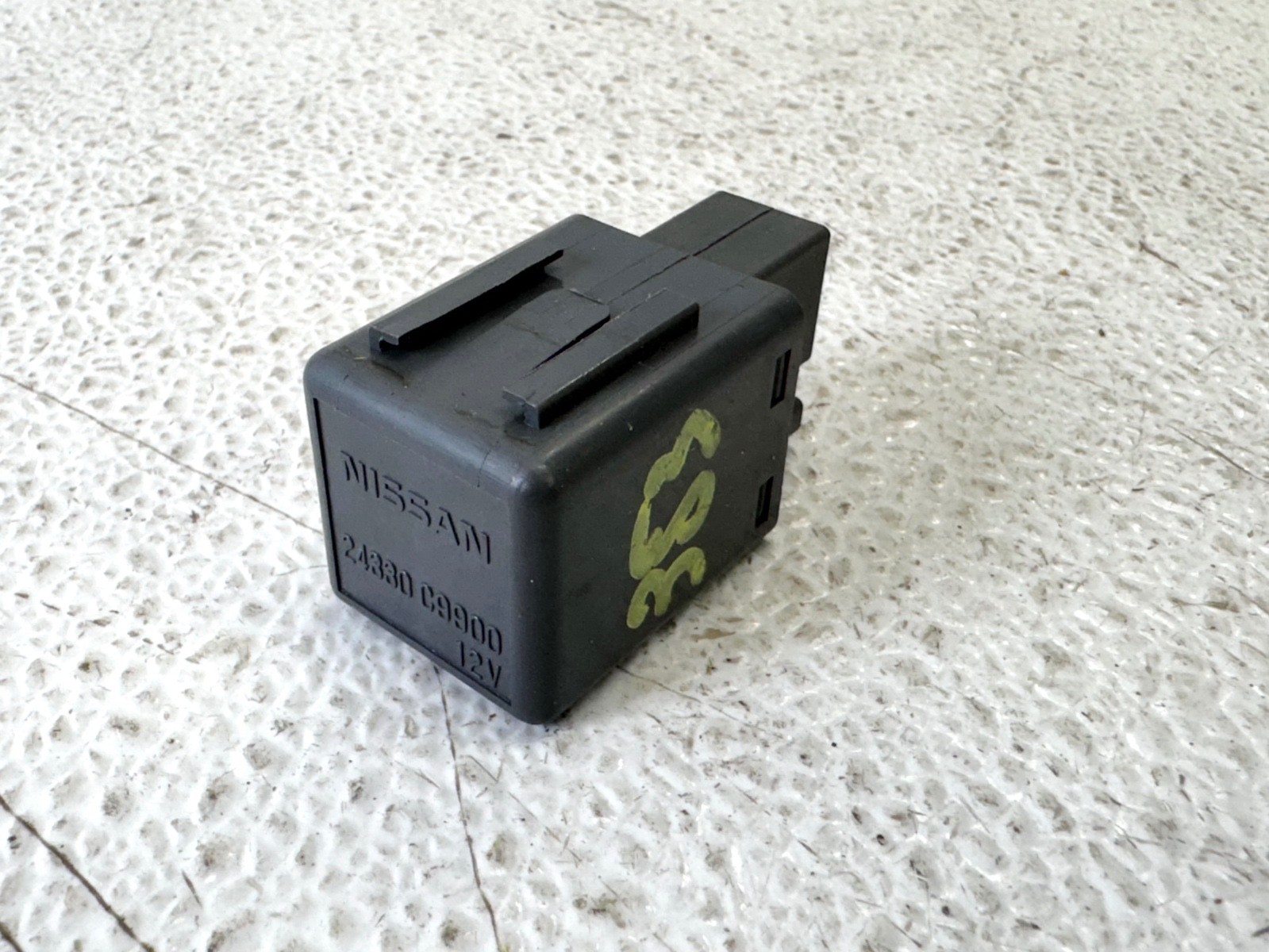 14-23 INFINITI JX35 Q50 Q60 Q70 WINDOW CONTROL MODULE CIRCUIT BREAKER RELAY