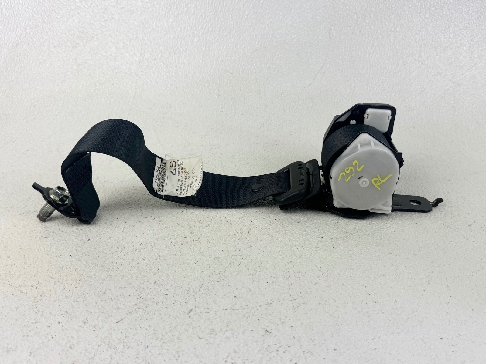 14-18 INFINITI Q50 REAR LEFT DRIVER SIDE 2D ROW SEAT BELT SEATBELT RETRACTOR