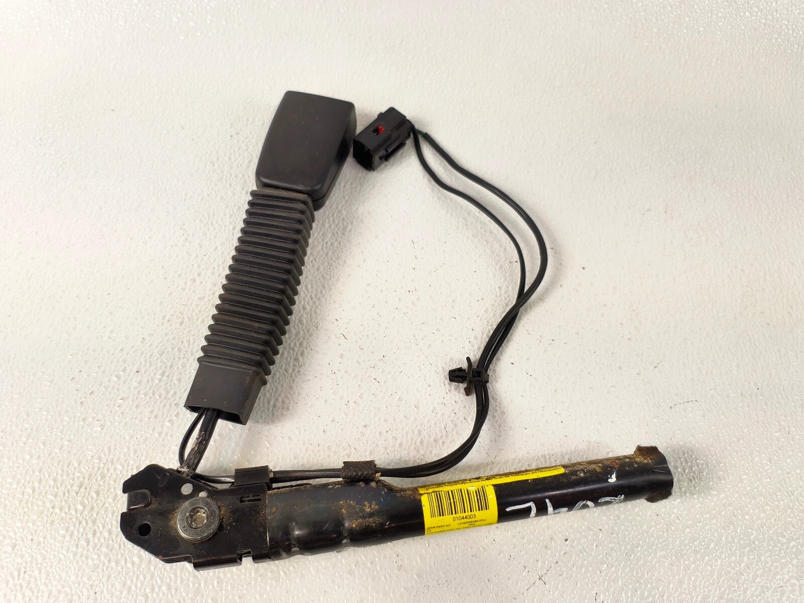 09-15 JAGUAR XF FRONT LEFT LH DRIVER SIDE SEAT BELT SEATBELT BUCKLE ASSY