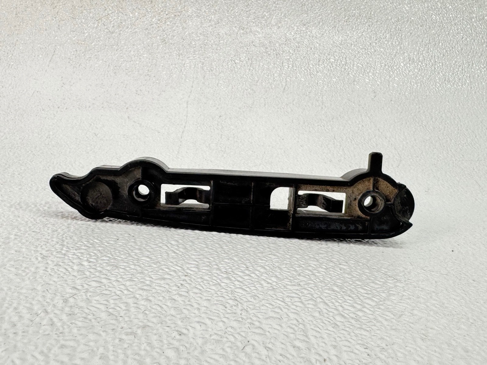 12-19 RANGE ROVER EVOQUE FRONT LEFT SIDE BUMPER SUPPORT COVER BRACKET PANEL