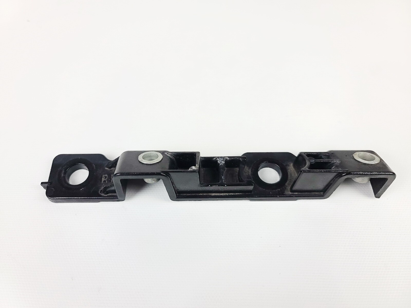 13-20 INFINITI JX35 QX60 REAR RIGHT PASSENGER RH SIDE MOUNT BRACKET SUPPORT
