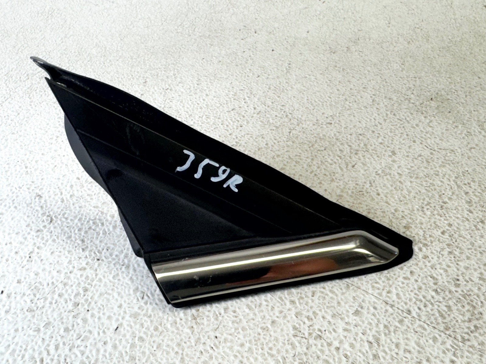 13-20 FORD FUSION FRONT RIGHT RH PASS SIDE PILLAR FENDER MOLDING PANEL