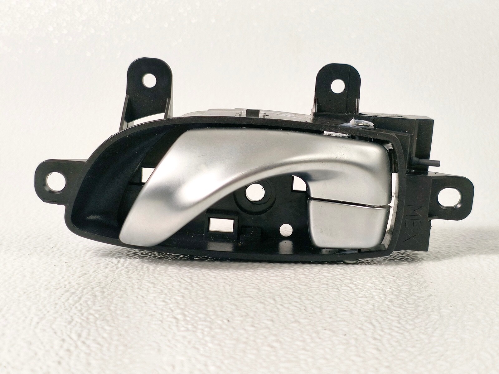 13-20 INFINITI JX35 QX60 REAR LEFT DRIVER SIDE DOOR INTERIOR HANDLE BEZEL