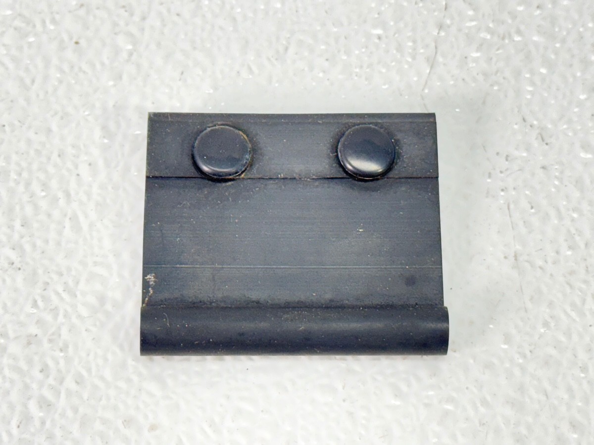 13-19 FORD ESCAPE LEFT / RIGHT HINGE WEATHERSTRIP PAD COVER