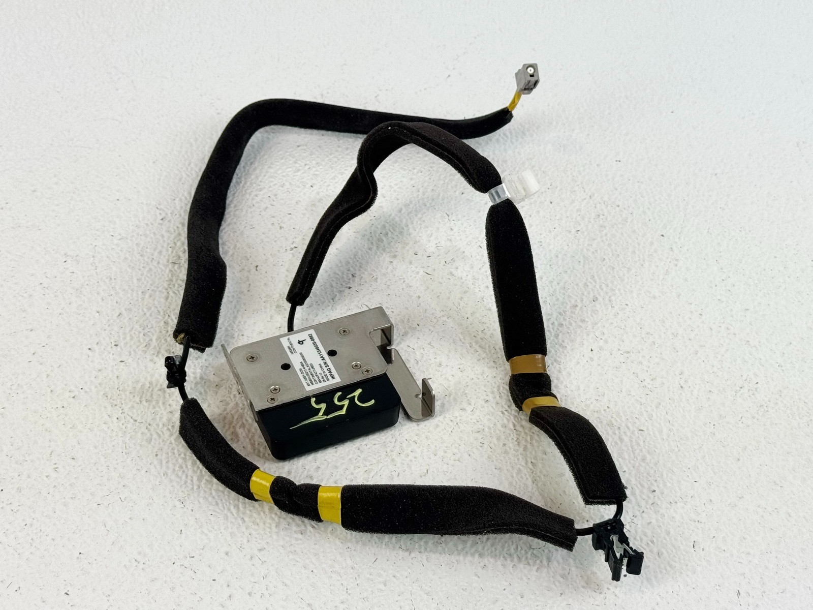 14-15 INFINITI Q50 DASH SATELLITE COMMUNICATION SYSTEM ANTENNA MODULE