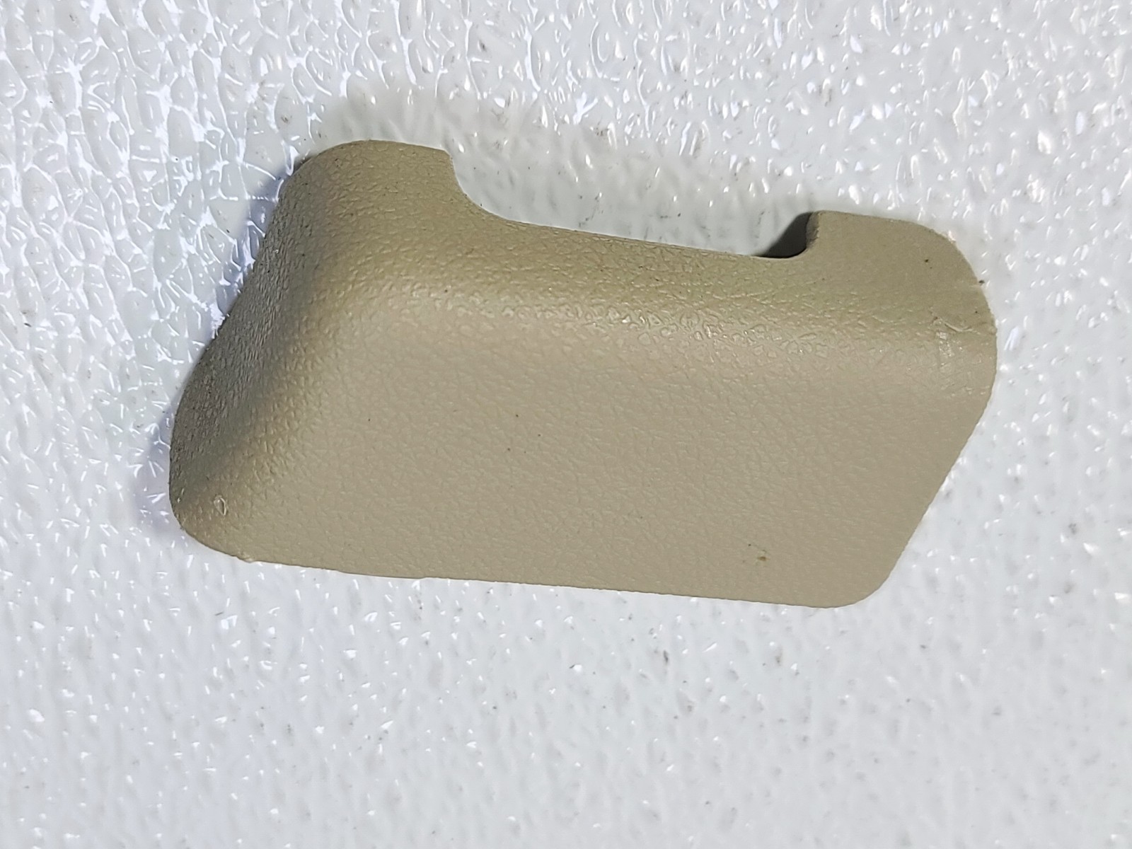 14-20 ACURA MDX FRONT RIGHT RH PASS SIDE OUTER SEATBELT TRIM COVER PANEL