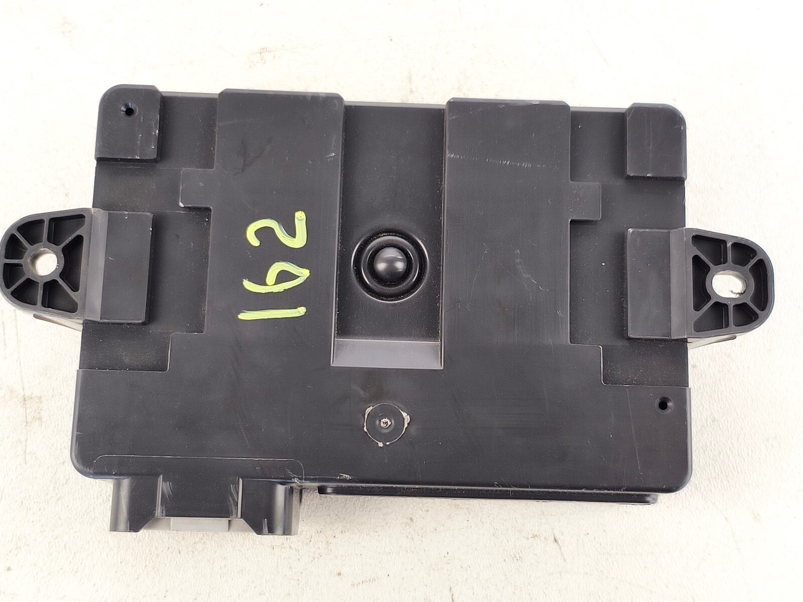 15-19 LAND ROVER DISCOVERY KEYLESS THEFT-LOCKING ENTRY CONTROL UNIT MODULE