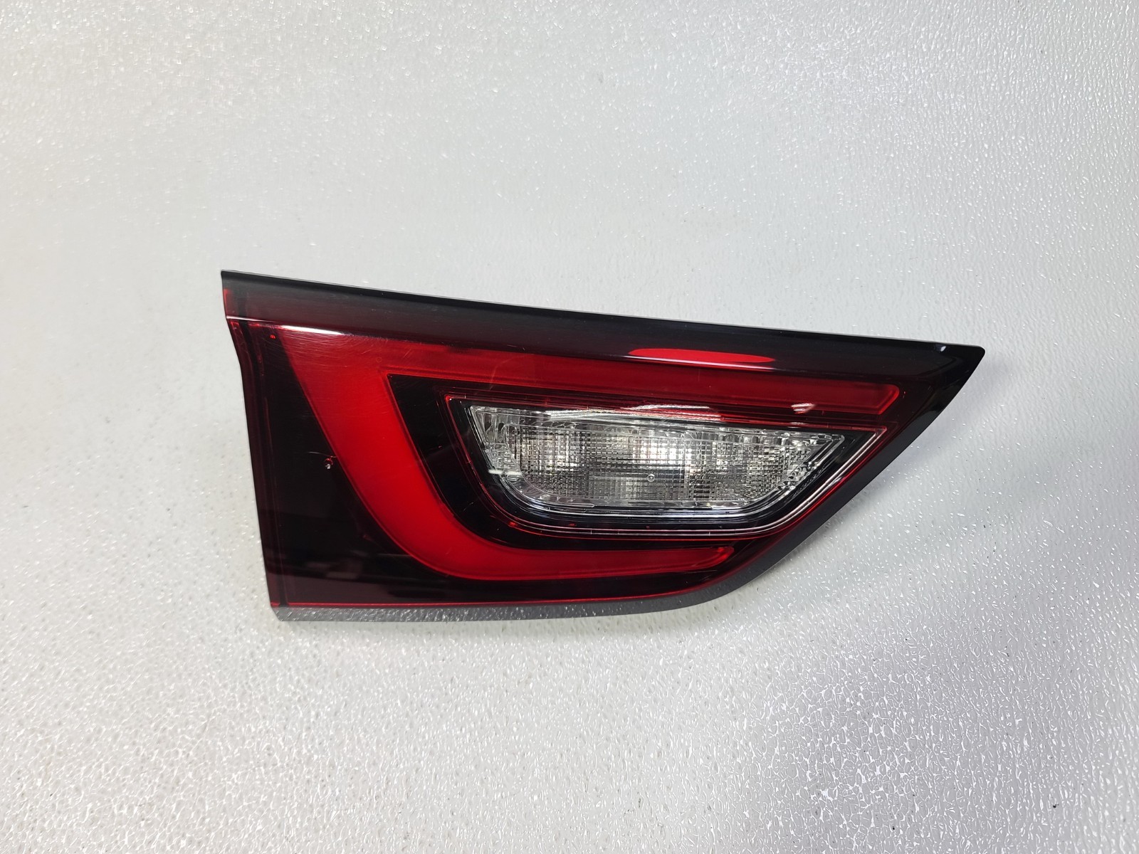 16-20 INFINITI QX60 REAR LEFT LH DRIVER BUMPER TAILLIGHT INNER LAMP