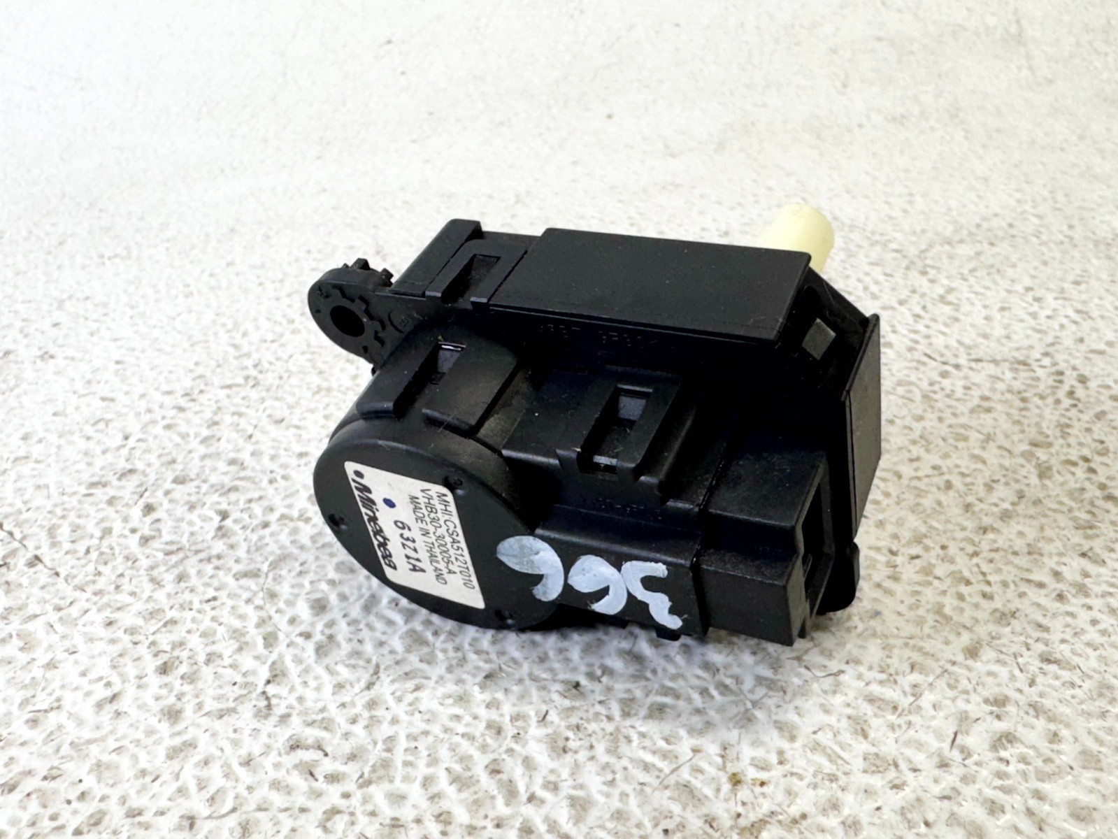 14-20 MITSUBISHI OUTLANDER A / C HVAC HEATER FLAP DOOR SERVO MOTOR ACTUATOR