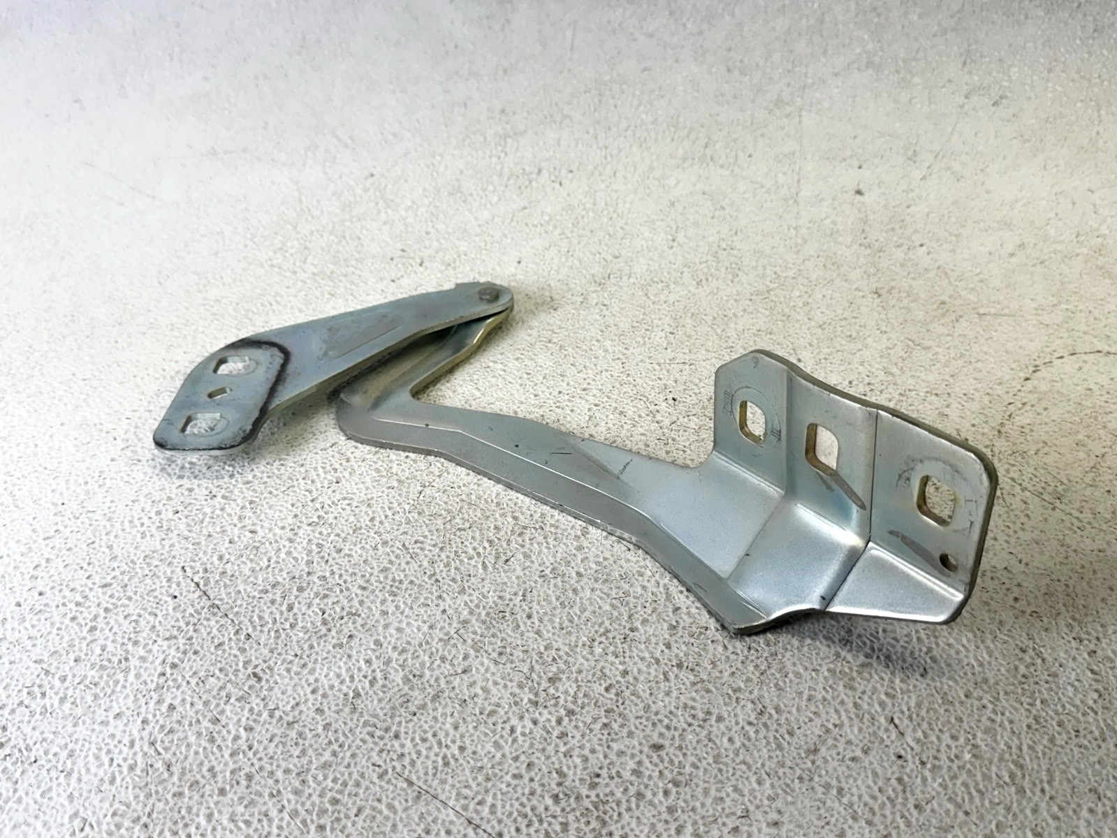 13-20 FORD FUSION FRONT HOOD BONNET LEFT LH DRIVER SIDE HINGE