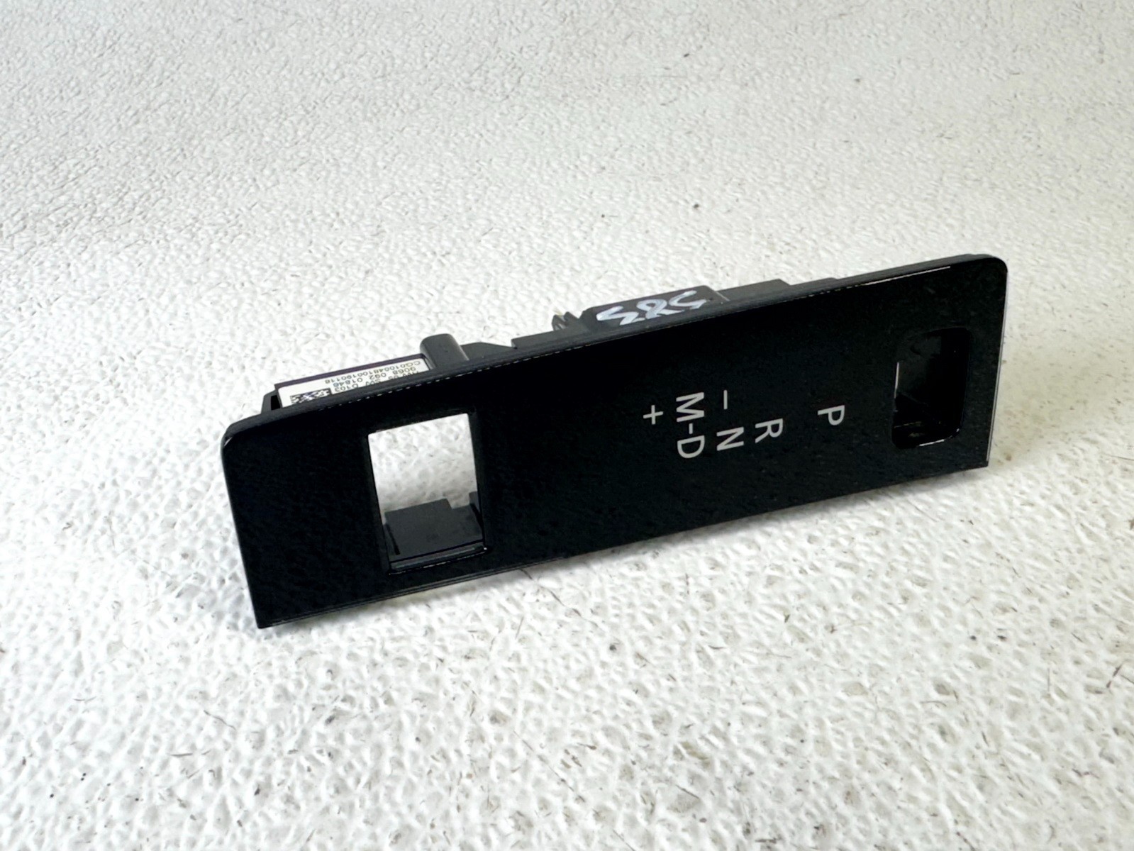 19-25 MAZDA 3 CENTER CONSOLE GEAR SHIFTER INDICATOR PANEL