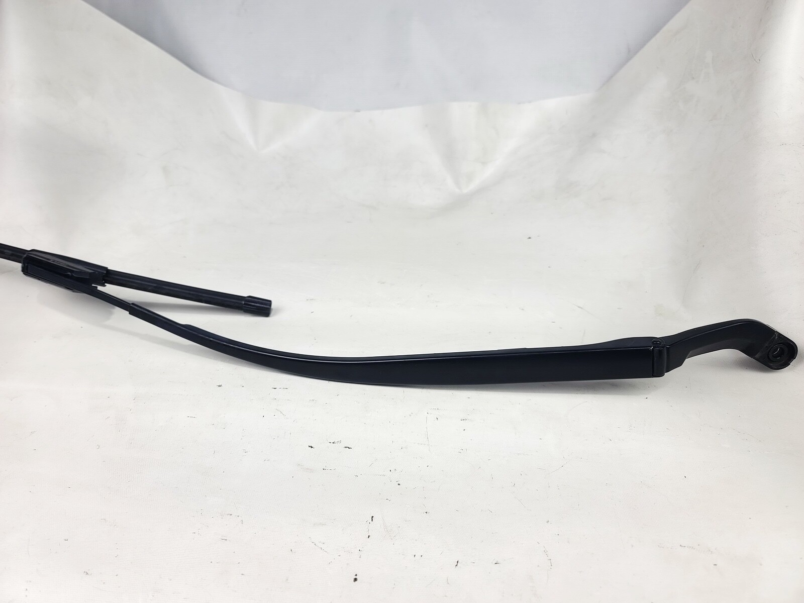 14-23 INFINITI Q50 FRONT WINDOW RH PASSENGER SIDE WINDSHIELD WIPER ARM ASSY